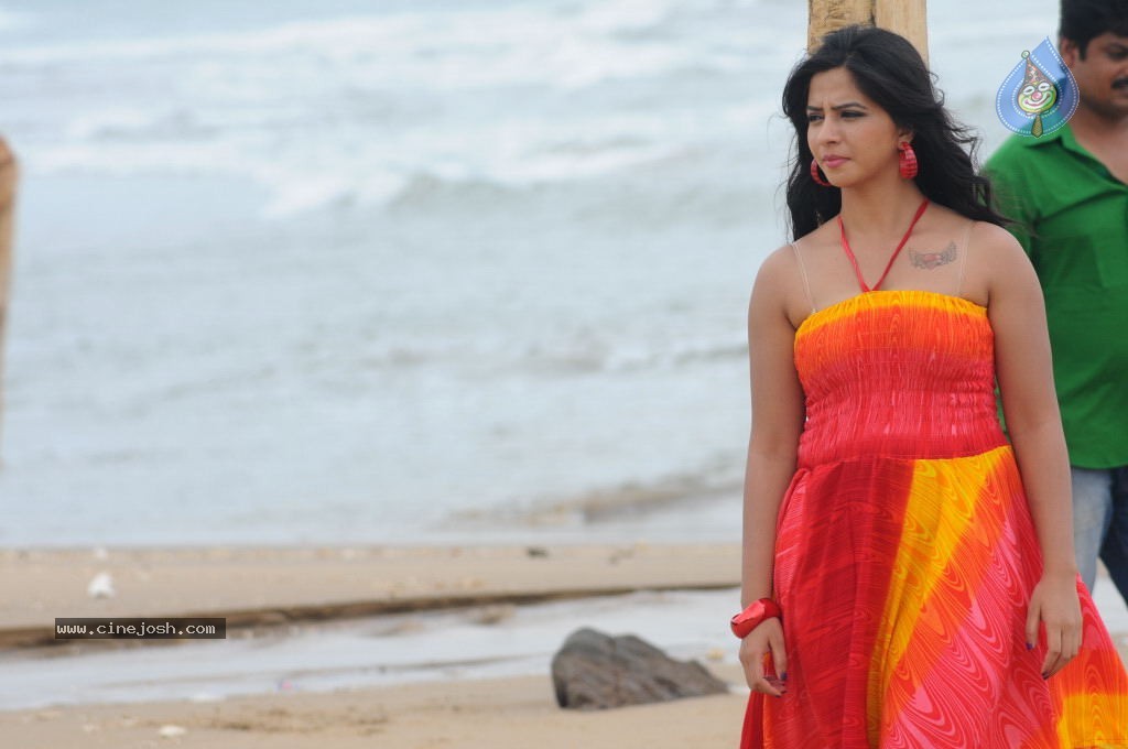 Nisha Shah Spicy Photos  - 39 / 83 photos