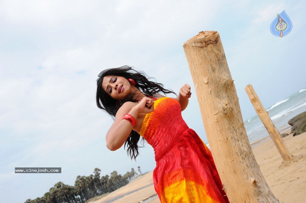 Nisha Shah Spicy Photos  - 50 / 83 photos