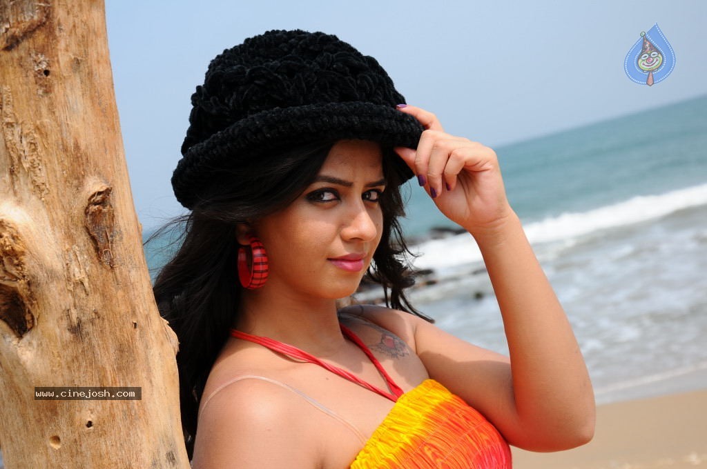 Nisha Shah Spicy Photos  - 83 / 83 photos