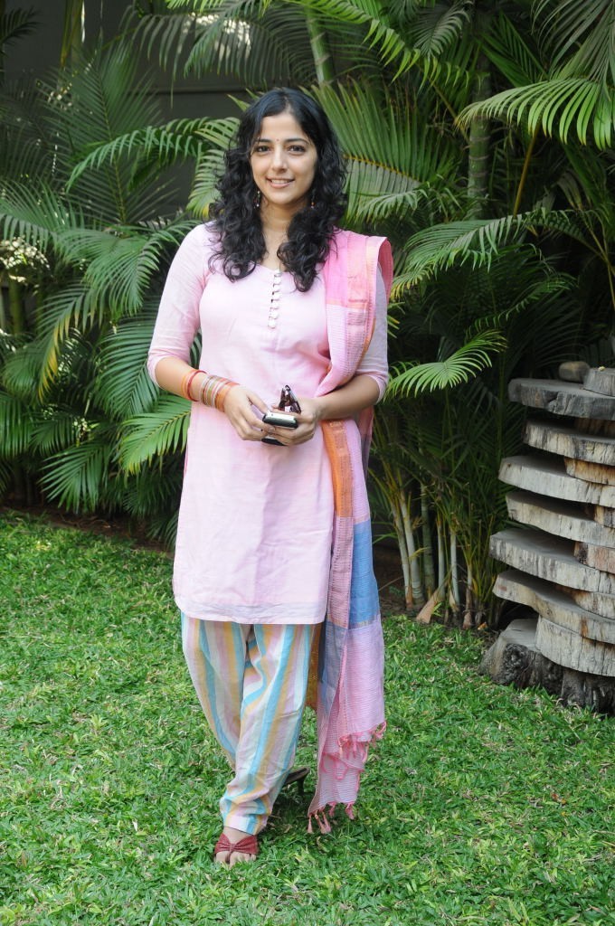 Nishanthi Evani Latest Stills - 6 / 50 photos