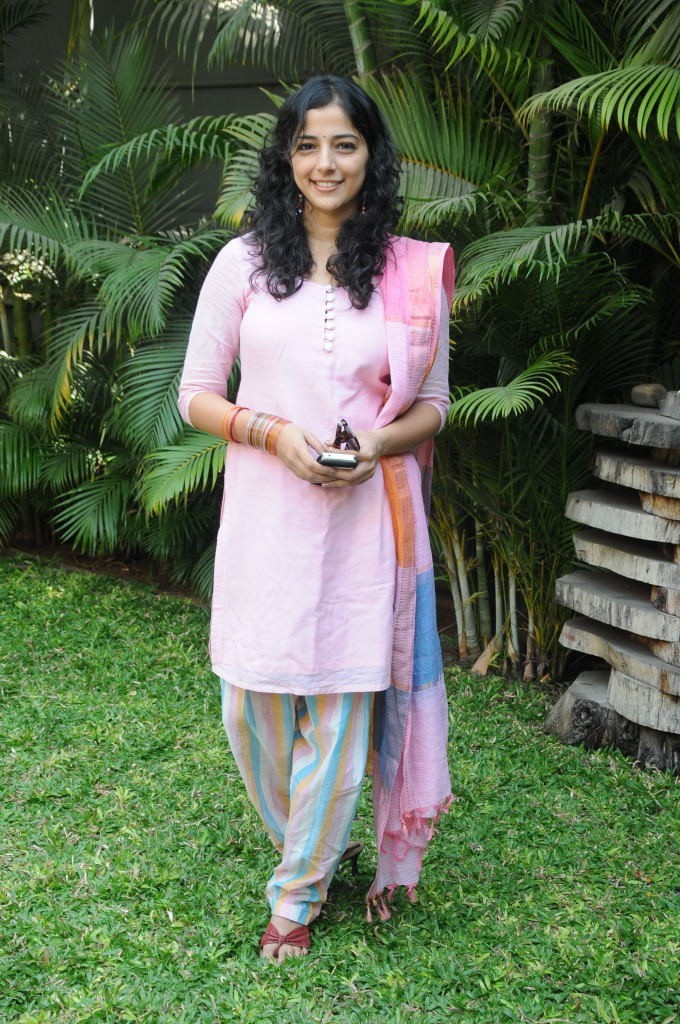 Nishanthi Evani Latest Stills - 11 / 50 photos