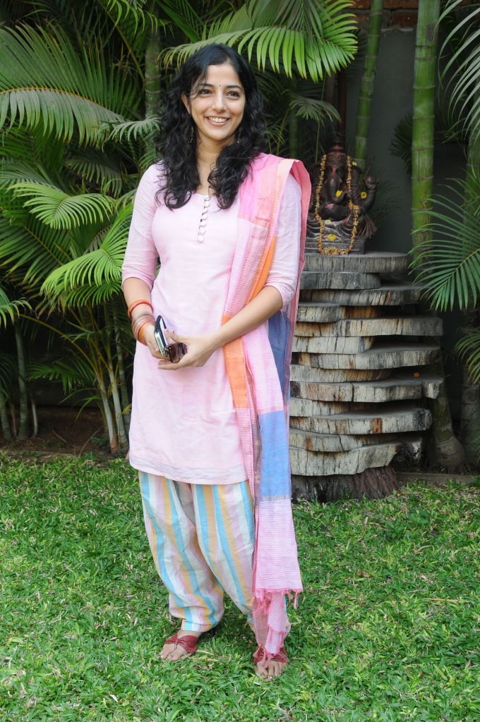 Nishanthi Evani Latest Stills - 18 / 50 photos