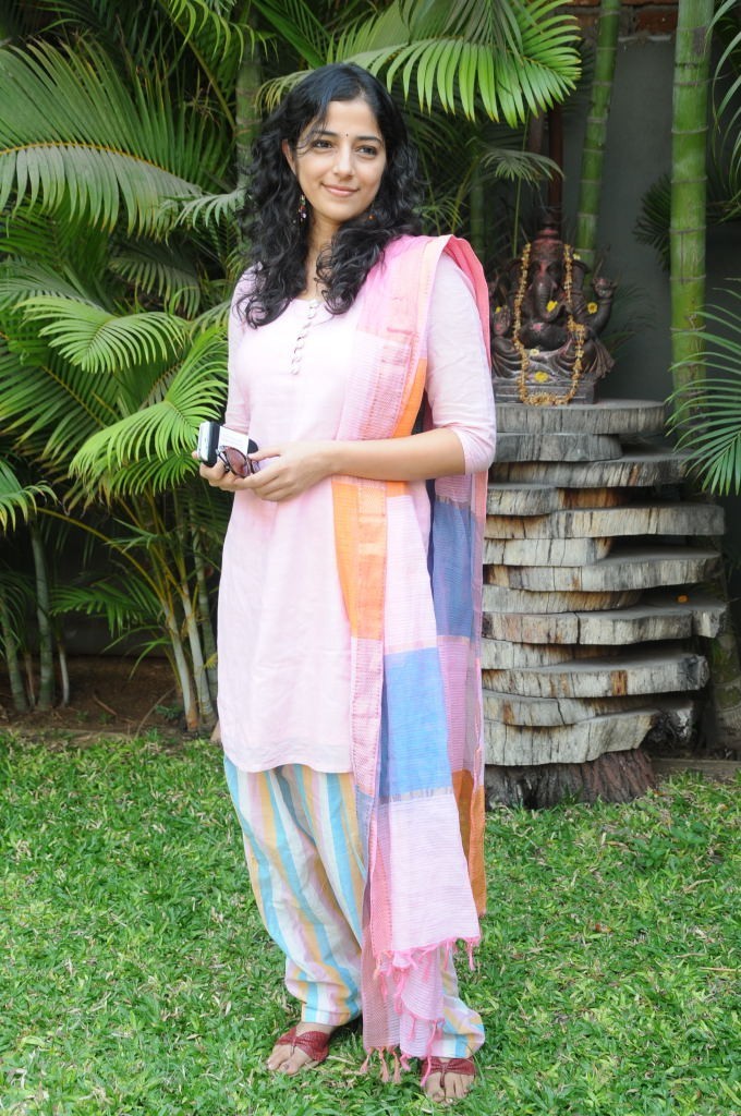 Nishanthi Evani Latest Stills - 31 / 50 photos