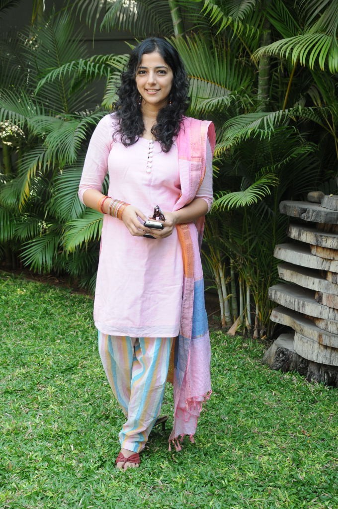 Nishanthi Evani Latest Stills - 46 / 50 photos