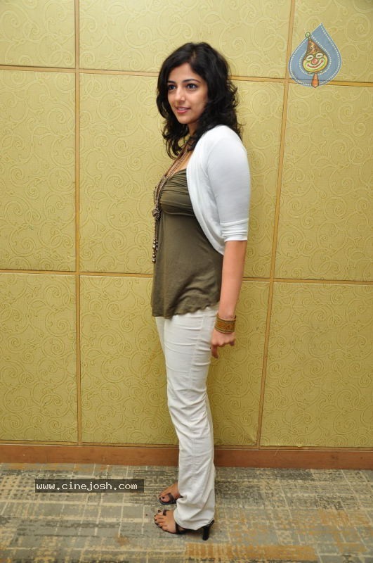 Nishanthi New Photos - 18 / 32 photos