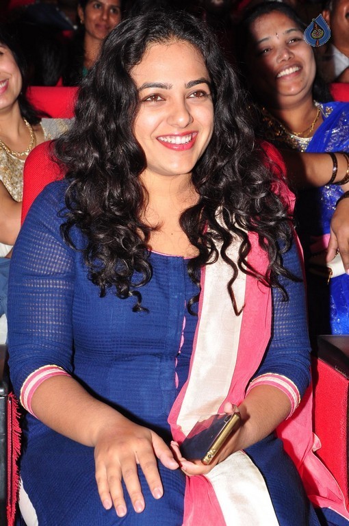 Nithya Menen at Okka Ammayi Thappa Audio Launch - 14 / 32 photos