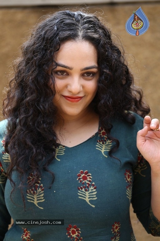Nithya Menen Interview Photos - 32 / 42 photos