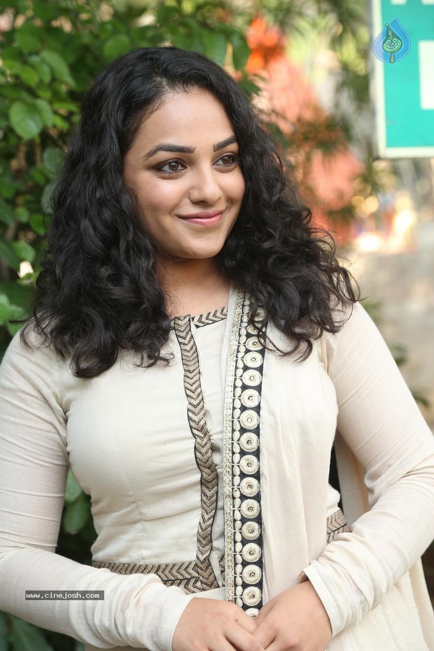 Nithya Menen Latest Gallery - 27 / 64 photos