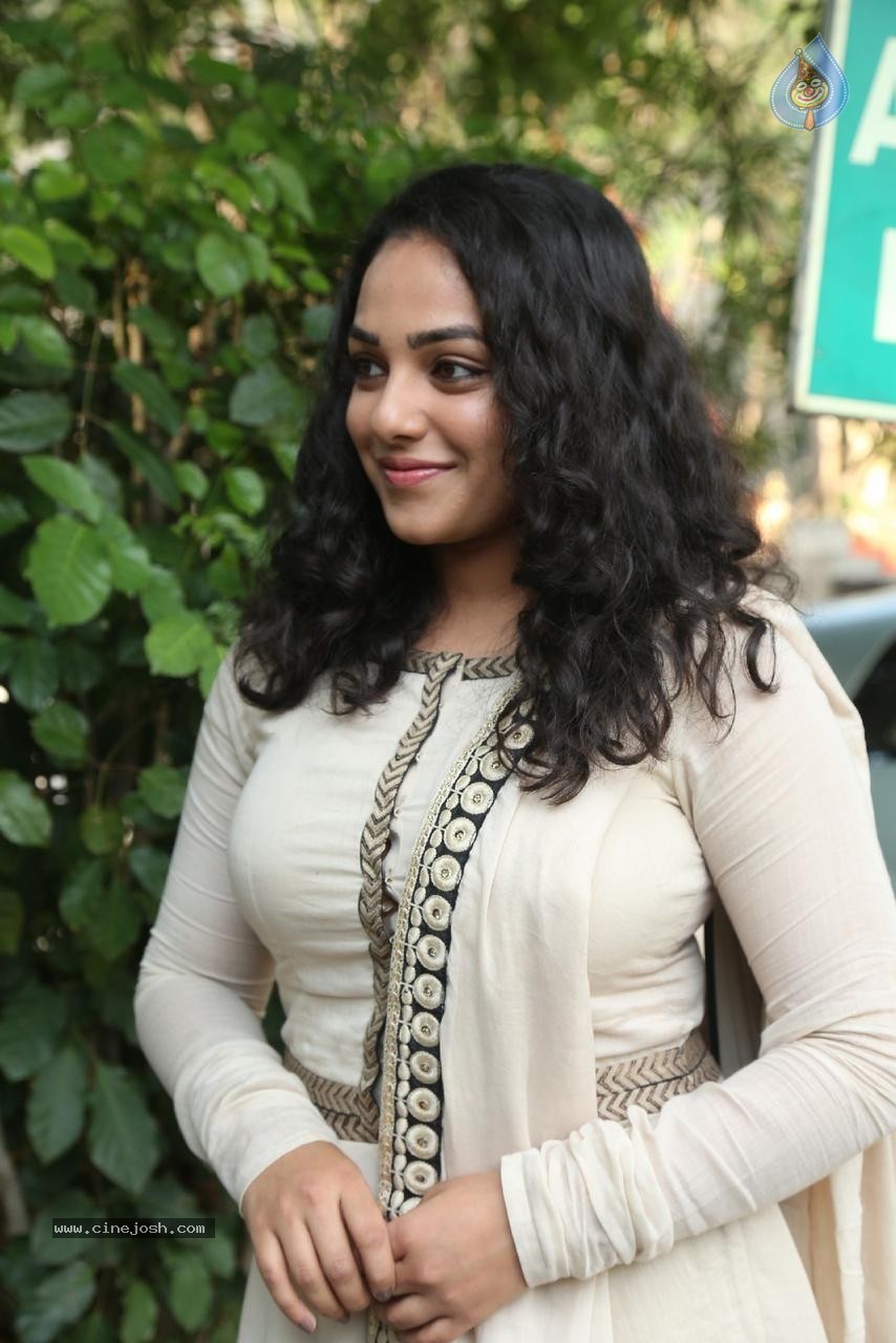 Nithya Menen Latest Gallery - 33 / 64 photos