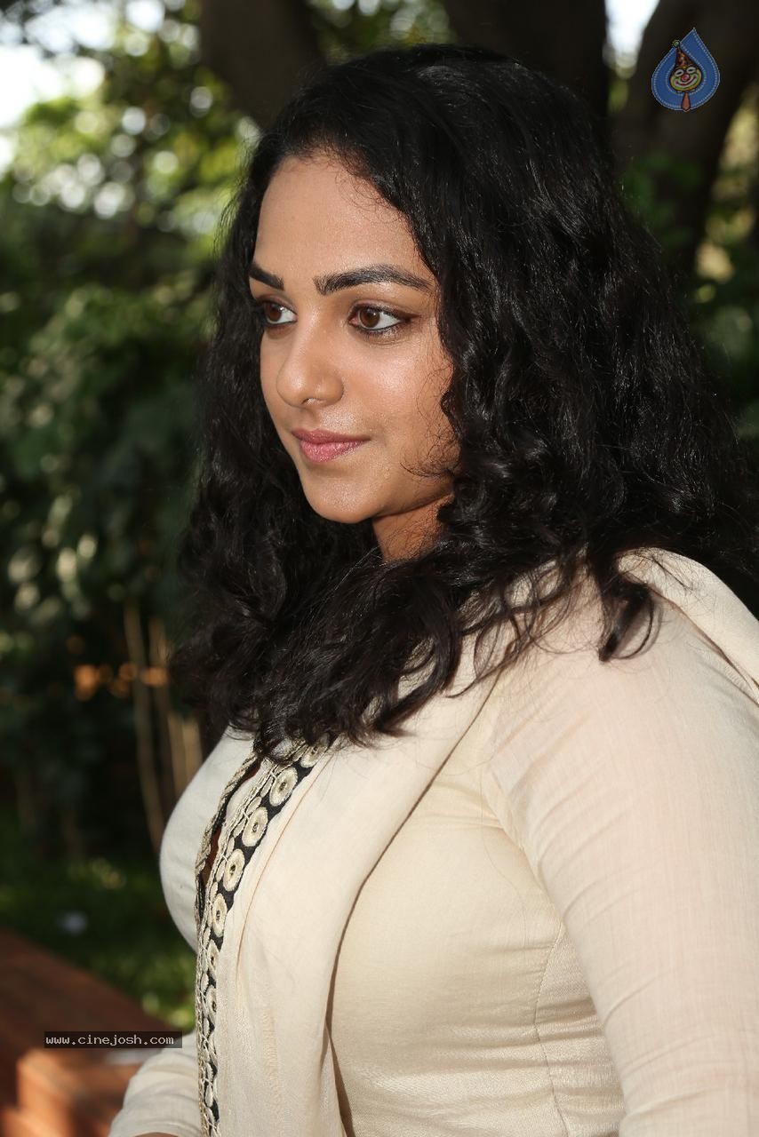 Nithya Menen Latest Gallery - 40 / 64 photos