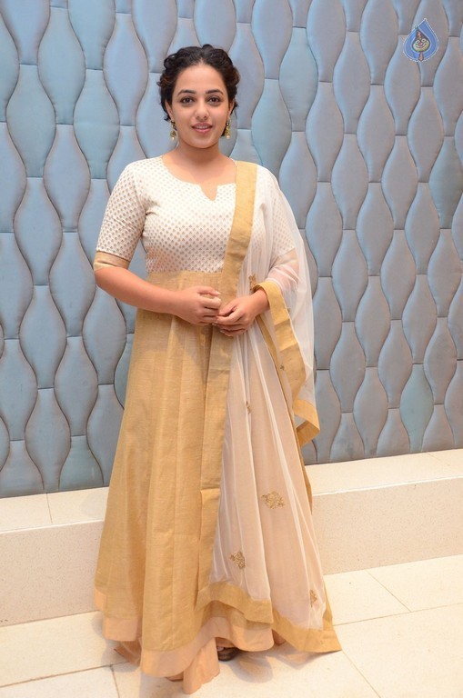Nithya Menen New Photos - 26 / 61 photos