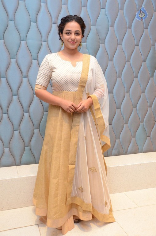 Nithya Menen New Photos - 38 / 61 photos