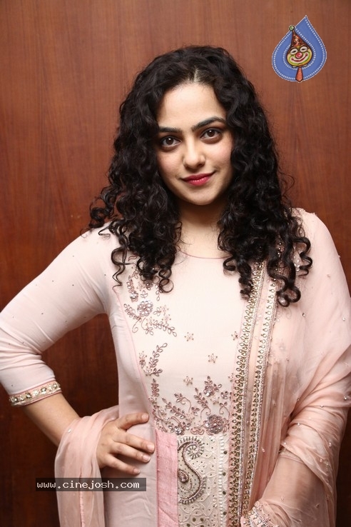 Nithya Menen Photos - 2 / 19 photos