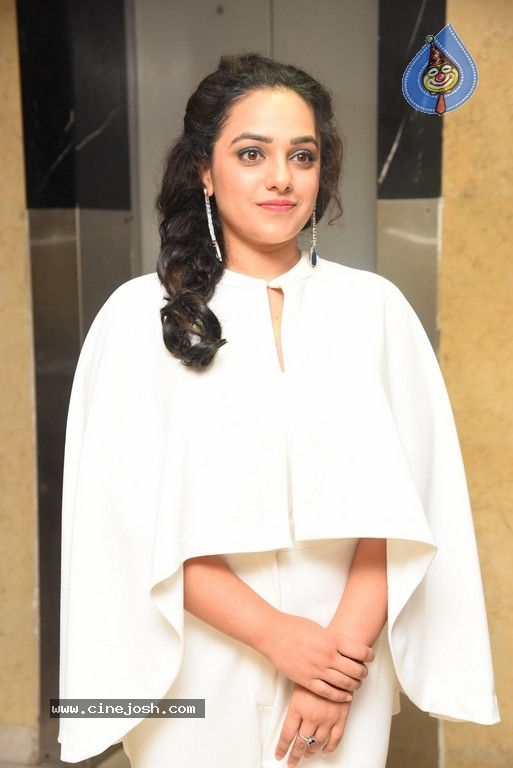 Nithya Menen Photos - 14 / 19 photos