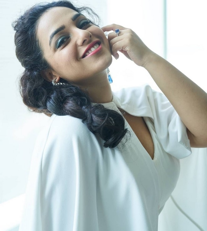 Nithya Menen Stills - 9 / 19 photos