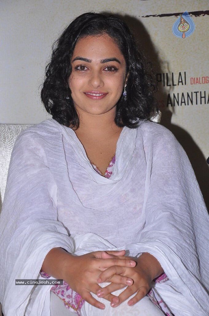 Nithya Menon - 16 / 100 photos