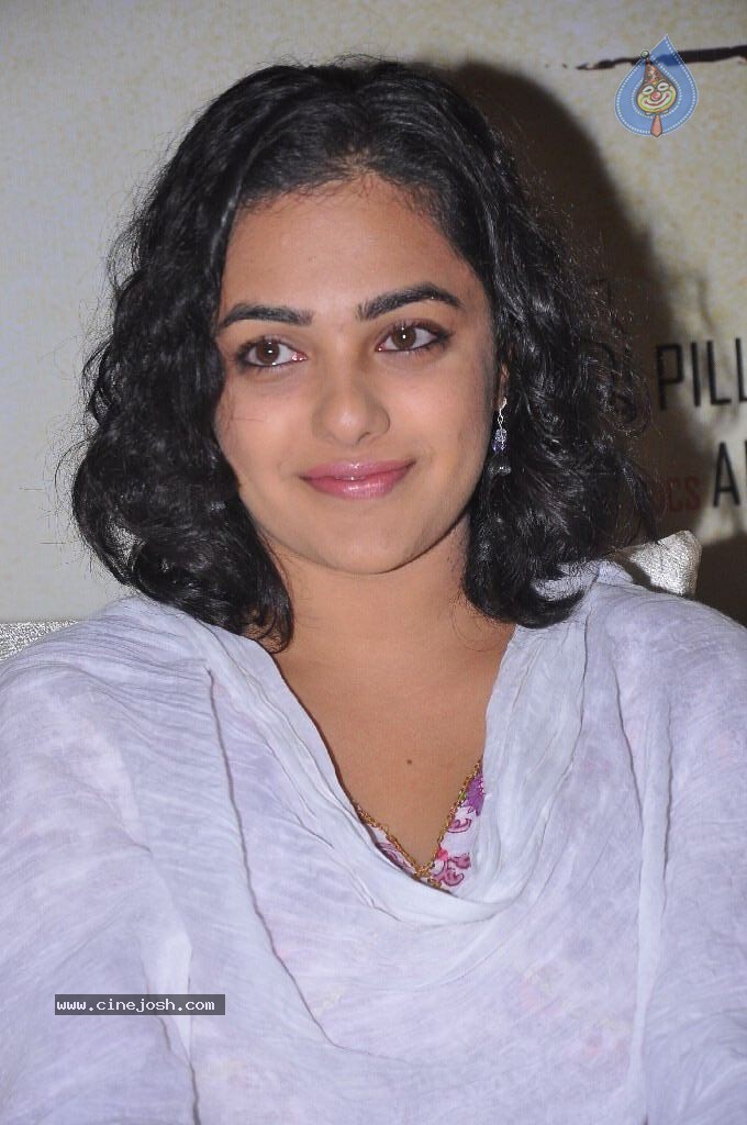 Nithya Menon - 28 / 100 photos