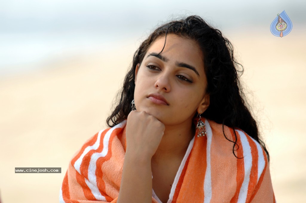 Nithya Menon Gallery - 23 / 87 photos