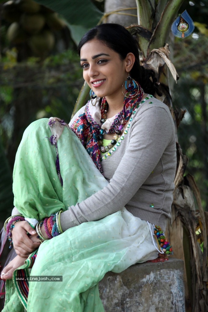 Nithya Menon Gallery - 55 / 87 photos