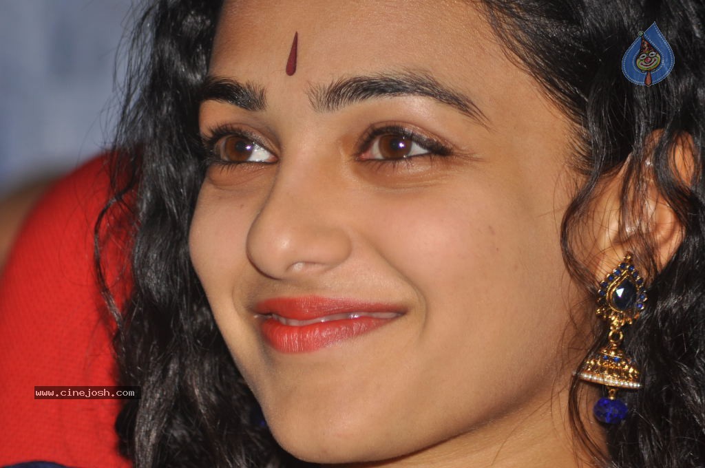 Nithya Menon Latest Stills - 38 / 71 photos