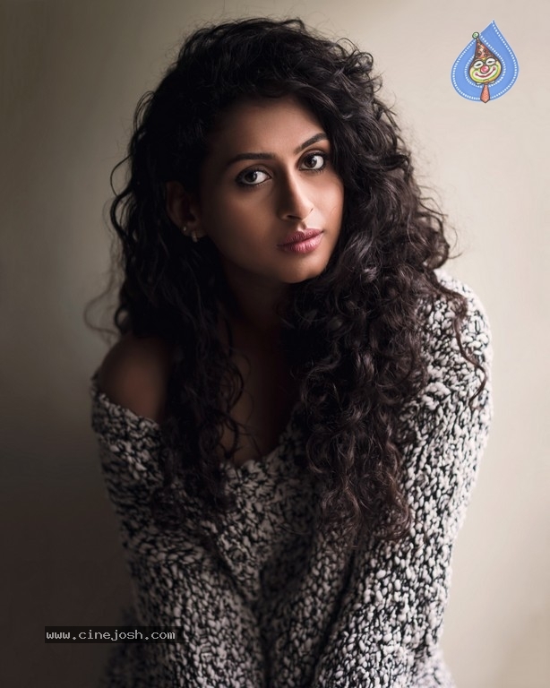 Nithya Naresh Latest Pics - 1 / 14 photos