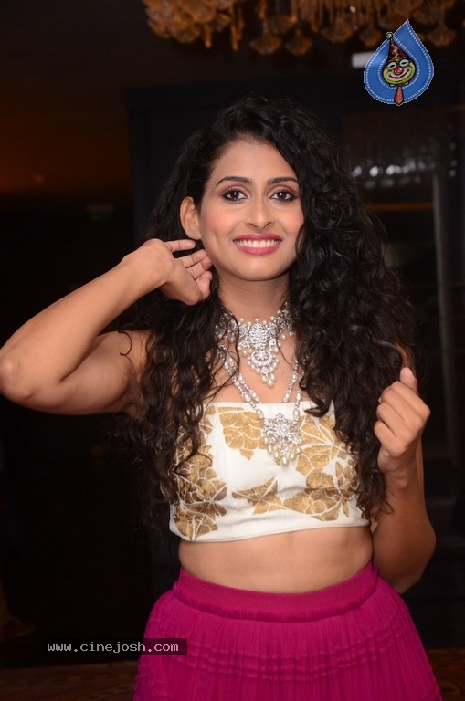 Nithya Naresh New Photos - 8 / 18 photos