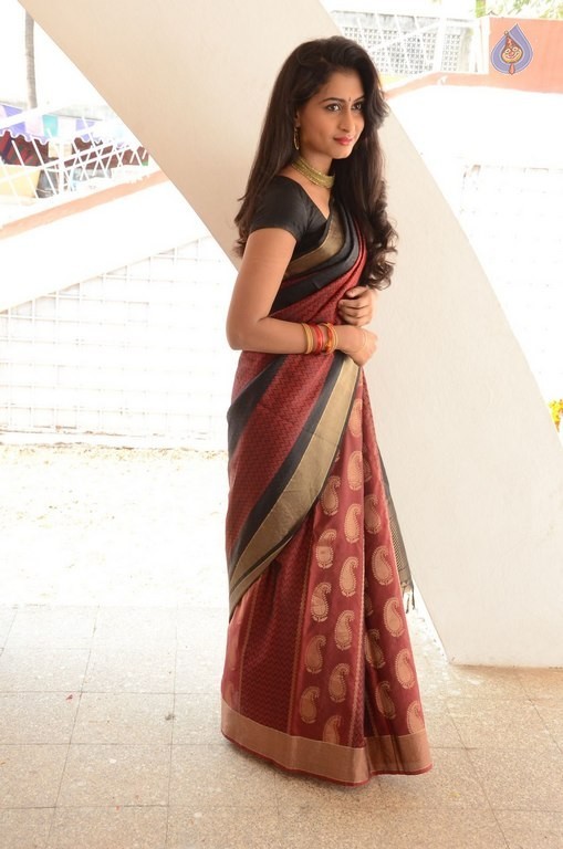 Nithya Naresh New Photos - 26 / 42 photos