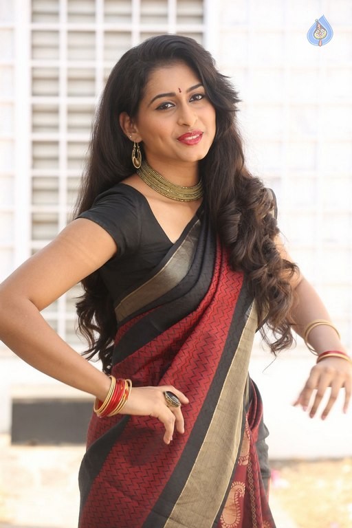 Nithya Naresh New Photos - 40 / 42 photos