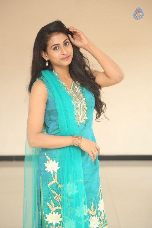 Nithya New Photos - 22 / 56 photos