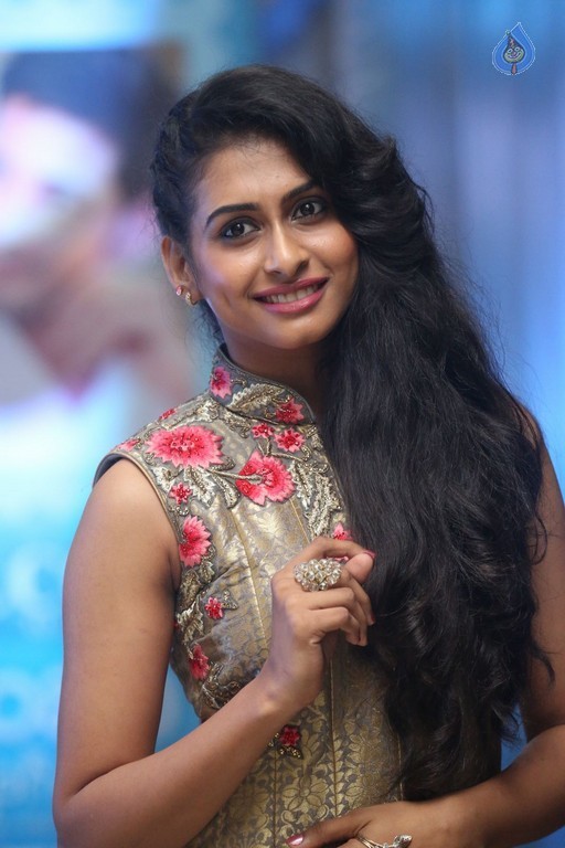 Nithya New Photos - 2 / 42 photos