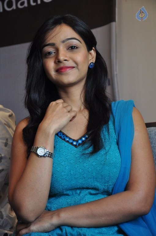 Nithya Shetty New Photos - 2 / 38 photos