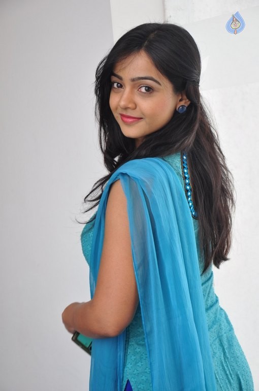 Nithya Shetty New Photos - 13 / 38 photos