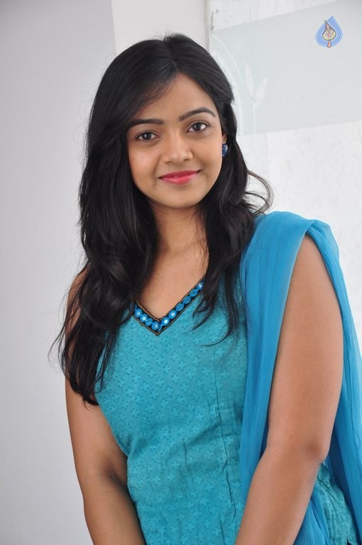 Nithya Shetty New Photos - 15 / 38 photos