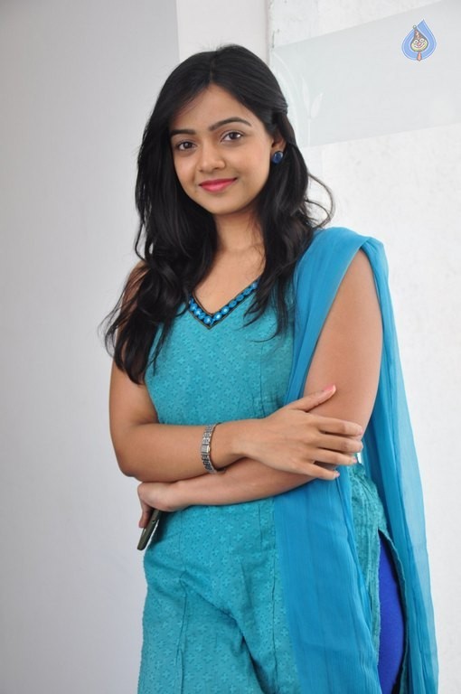 Nithya Shetty New Photos - 24 / 38 photos