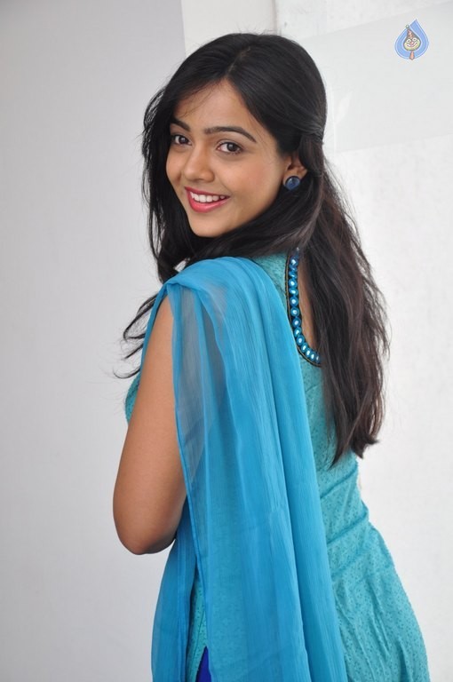 Nithya Shetty New Photos - 36 / 38 photos