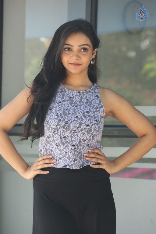 Nithya Shetty New Photos - 39 / 41 photos
