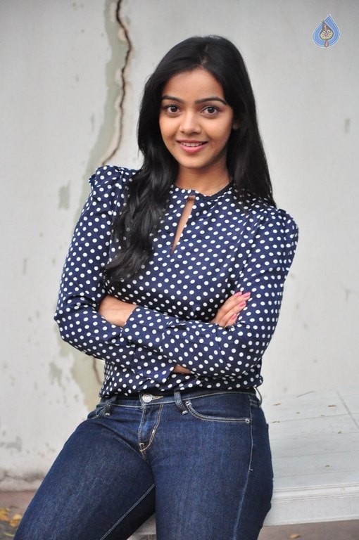 Nithya Shetty New Pics - 40 / 40 photos