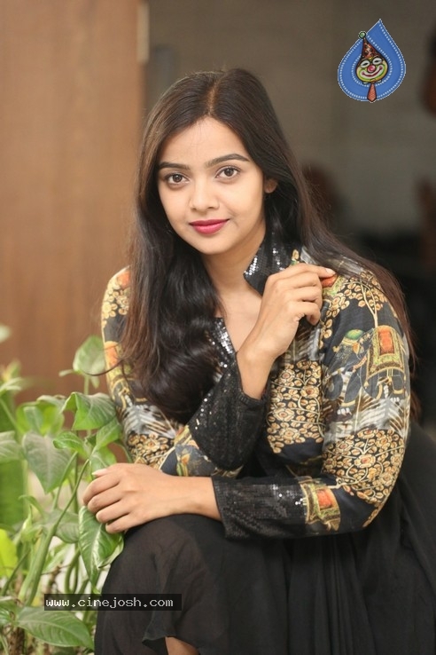Nithya Shetty Photos - 29 / 31 photos