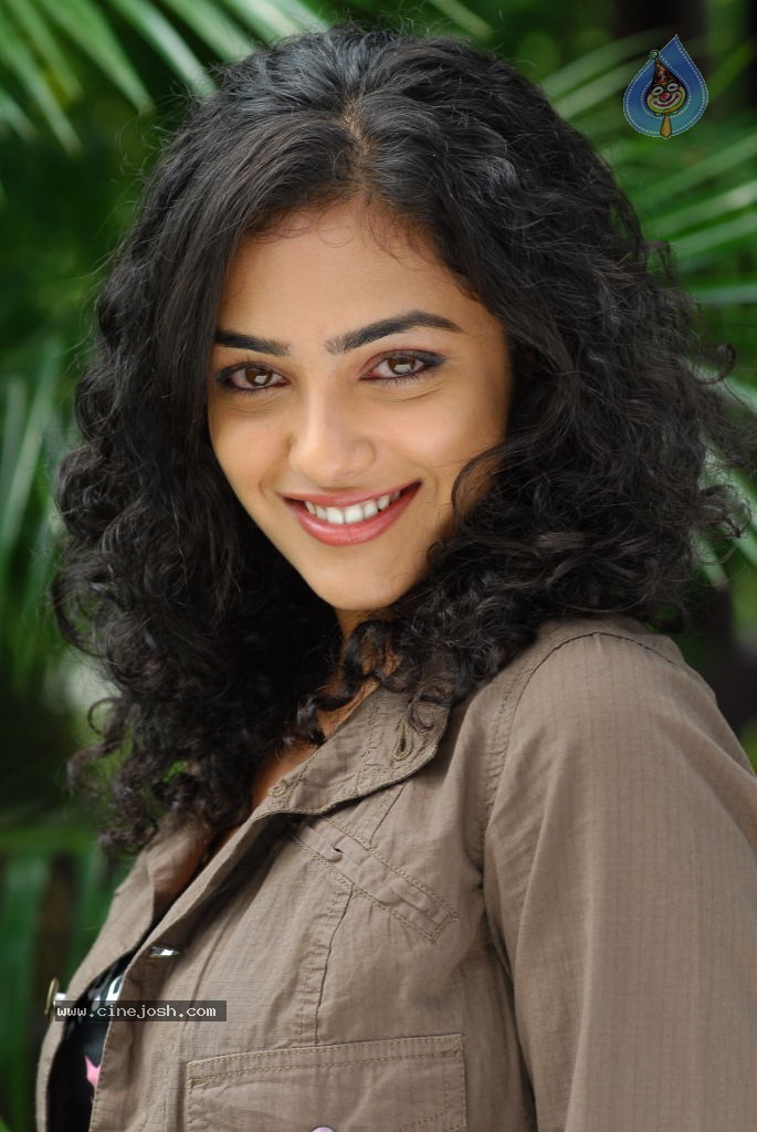 Nithya Menon New Gallery - 21 / 39 photos