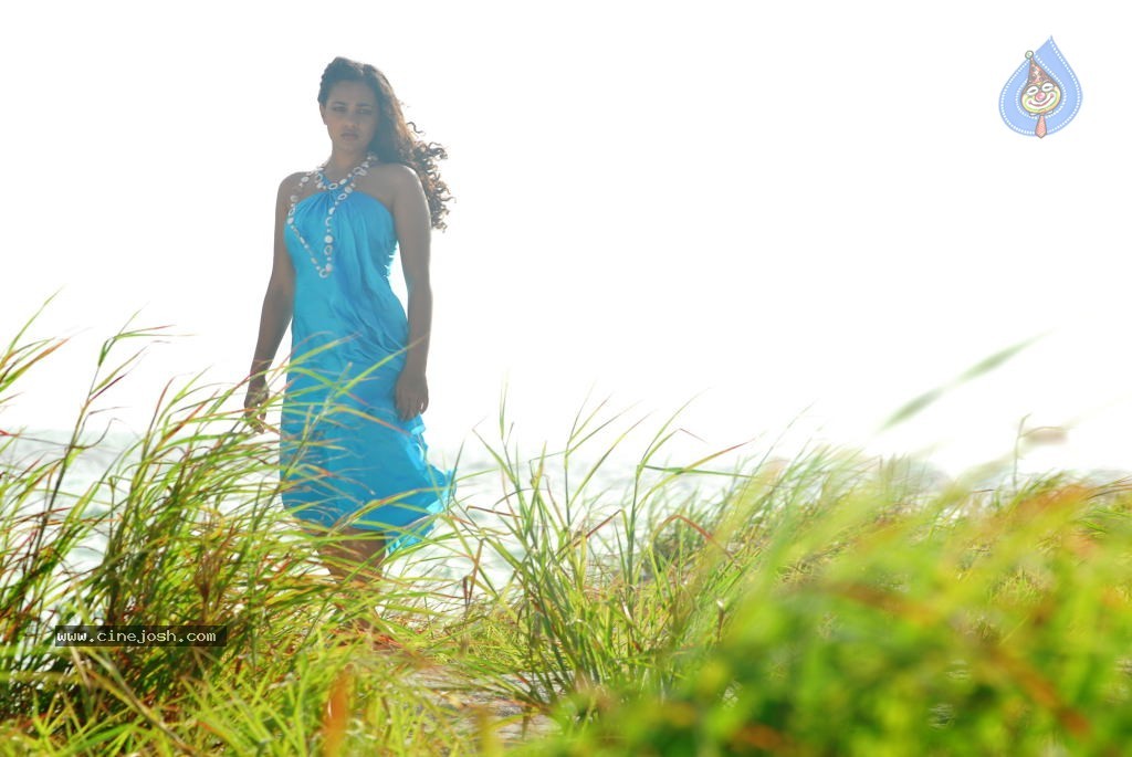 Nithya Menon New Gallery - 25 / 39 photos
