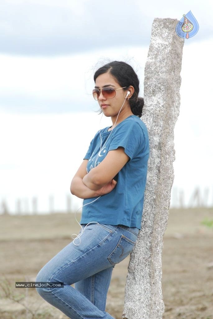 Nithya Menon New Gallery - 30 / 39 photos