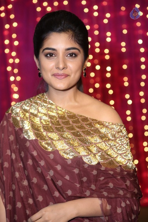 Niveda Thomas at Zee Telugu Apsara Awards - 35 / 37 photos