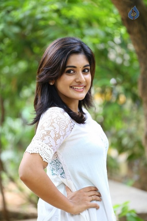 Niveda Thomas New Pics - 16 / 39 photos