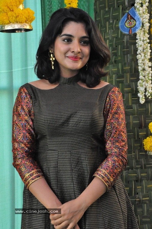 Niveda Thomas New Pics - 7 / 21 photos