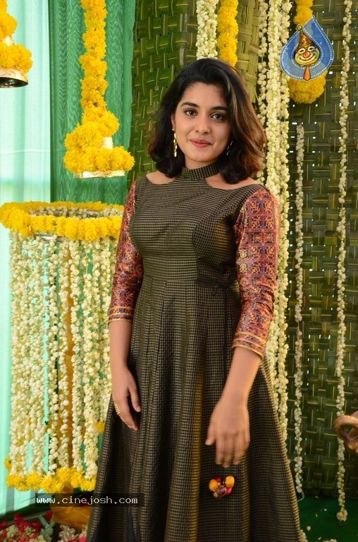 Niveda Thomas New Pics - 8 / 21 photos
