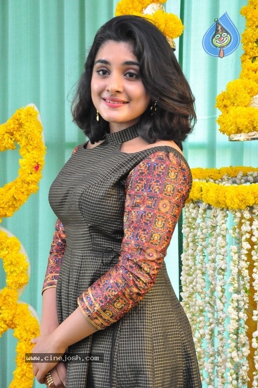 Niveda Thomas New Pics - 18 / 21 photos