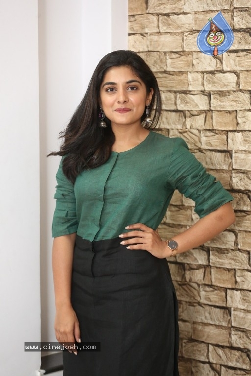 Nivetha Thomas Photos - 4 / 21 photos