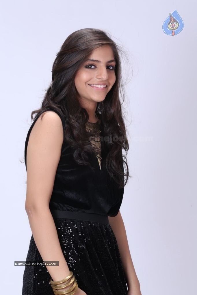 Nupur Yadav New Photos - 101 / 108 photos