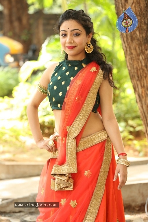 Oindrila Chakraborty Photos - 15 / 21 photos