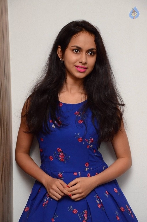 Pallavi Dora Gallery - 15 / 17 photos